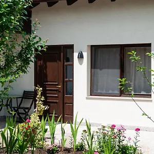 Appartement Tinamore, Otopeni